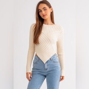 LE LIS asymmetrical hem sweater top